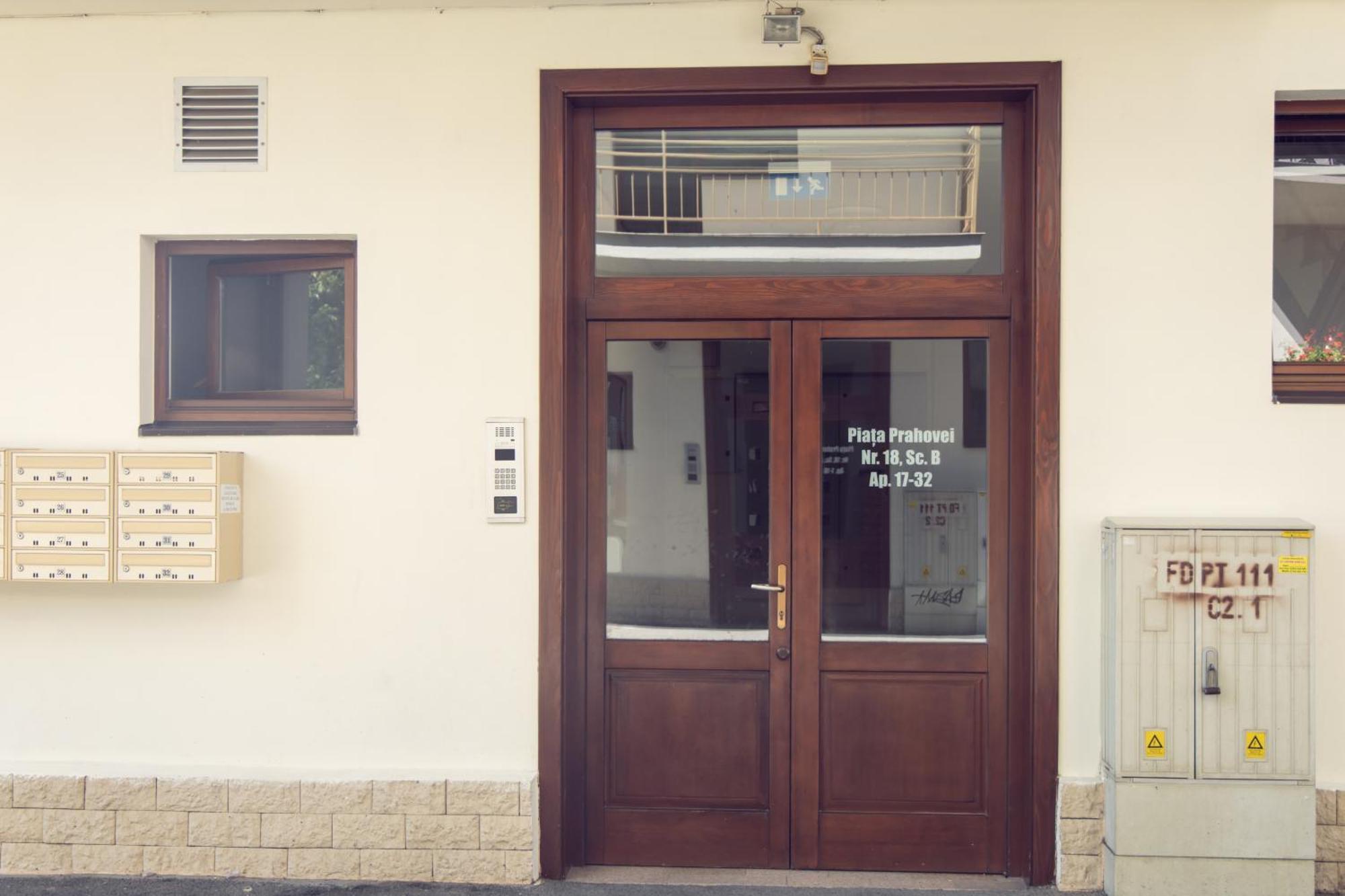 Amber Apartments Sibiu Bagian luar foto