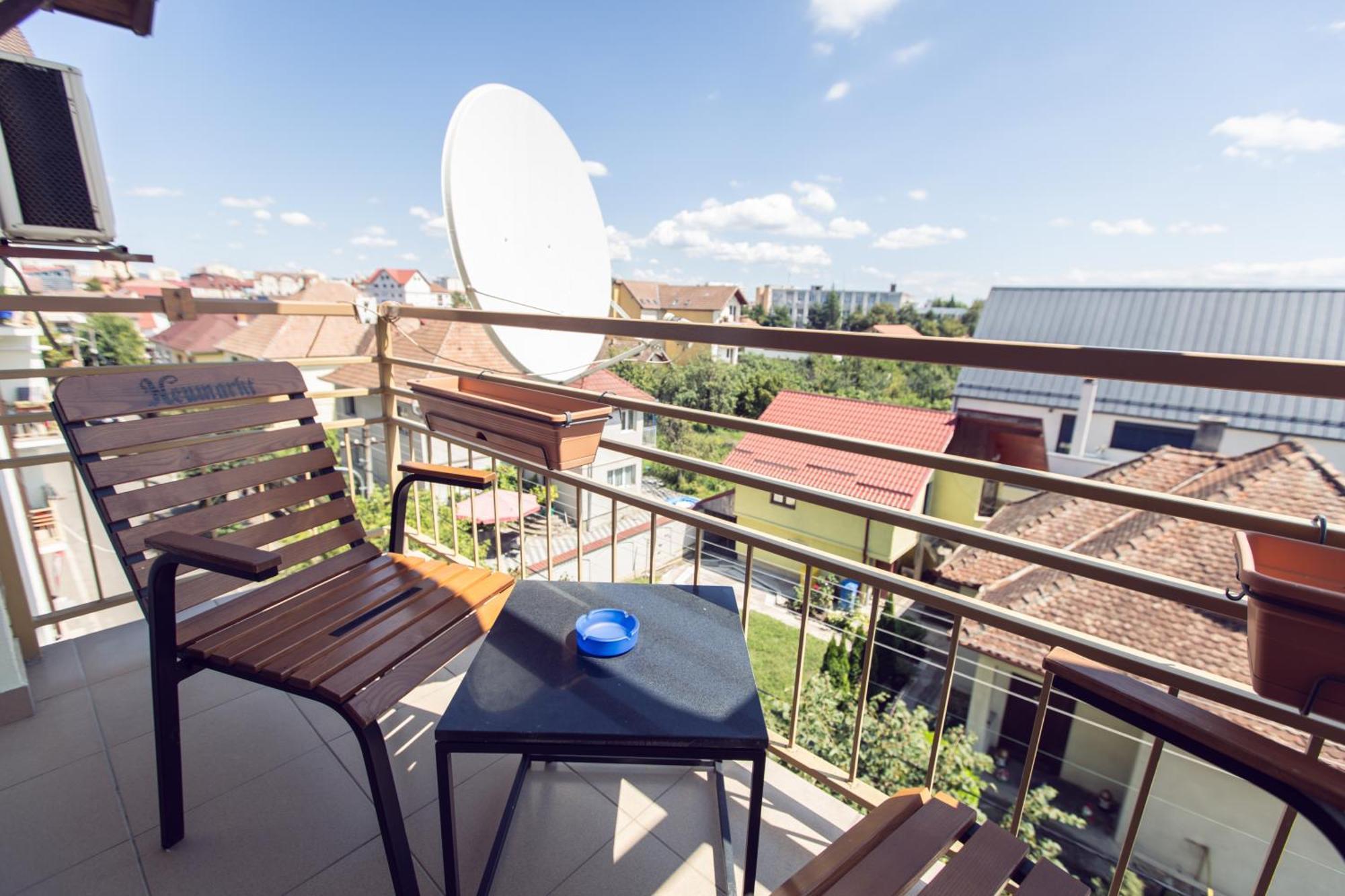 Amber Apartments Sibiu Bagian luar foto