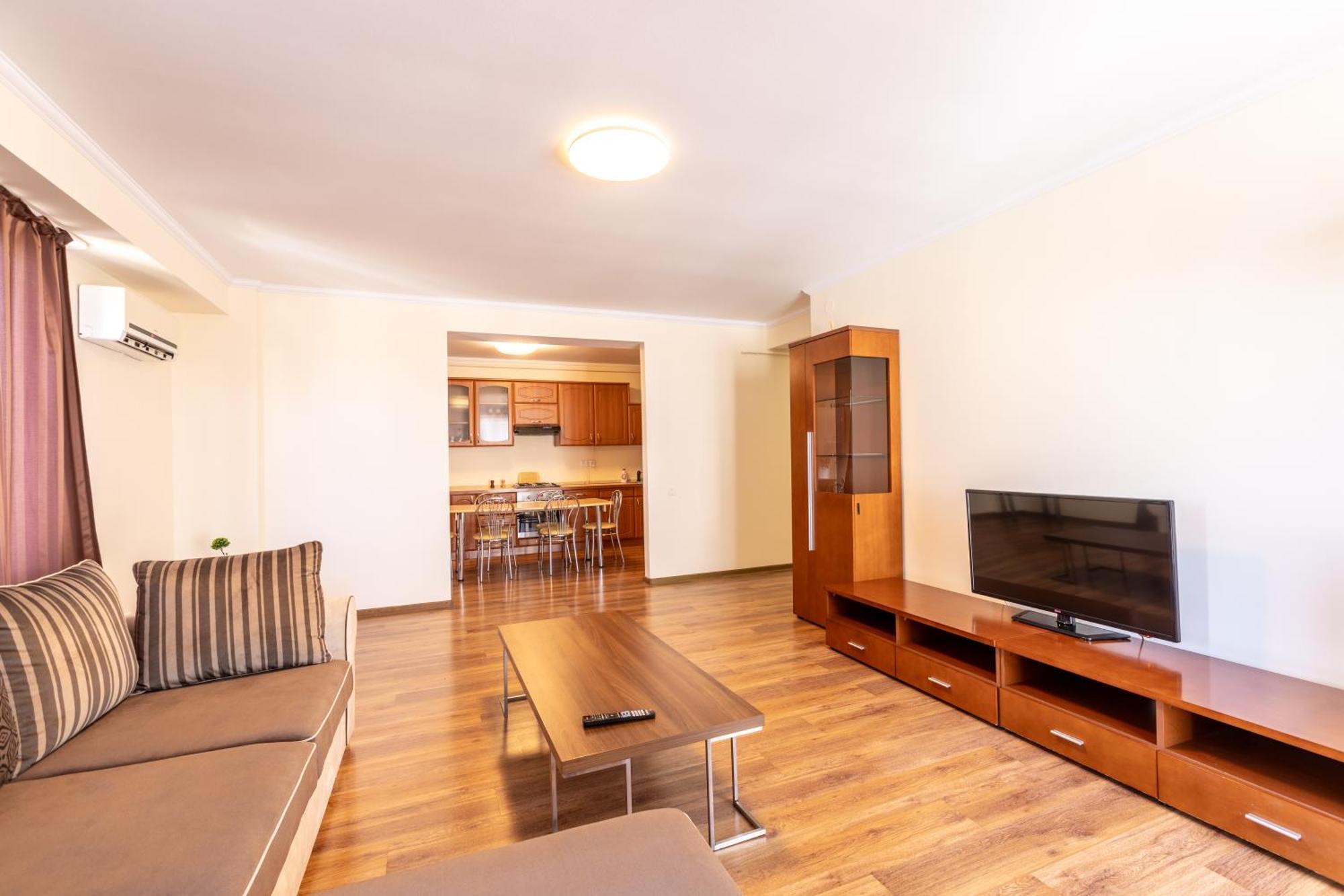 Amber Apartments Sibiu Bagian luar foto