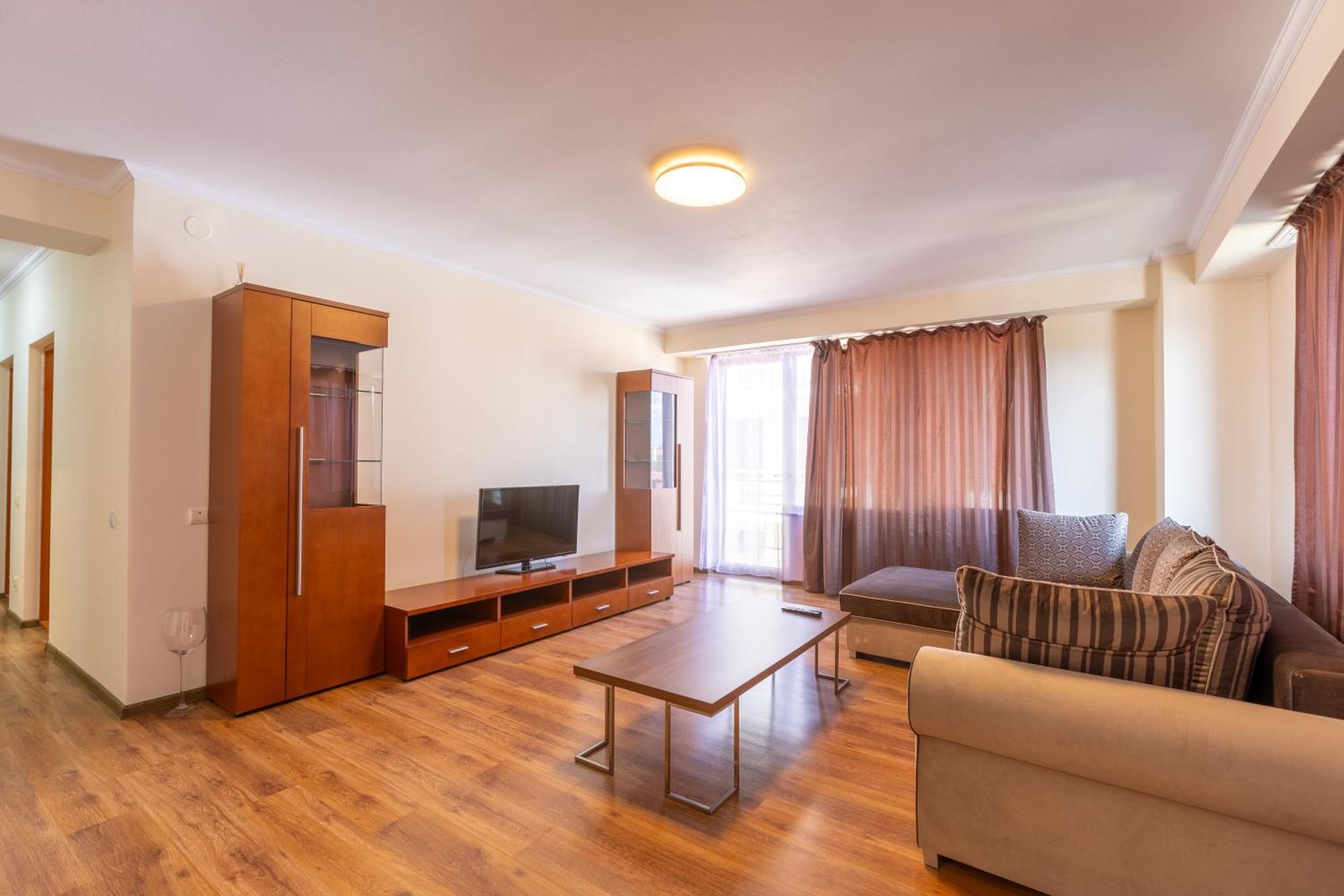 Amber Apartments Sibiu Bagian luar foto