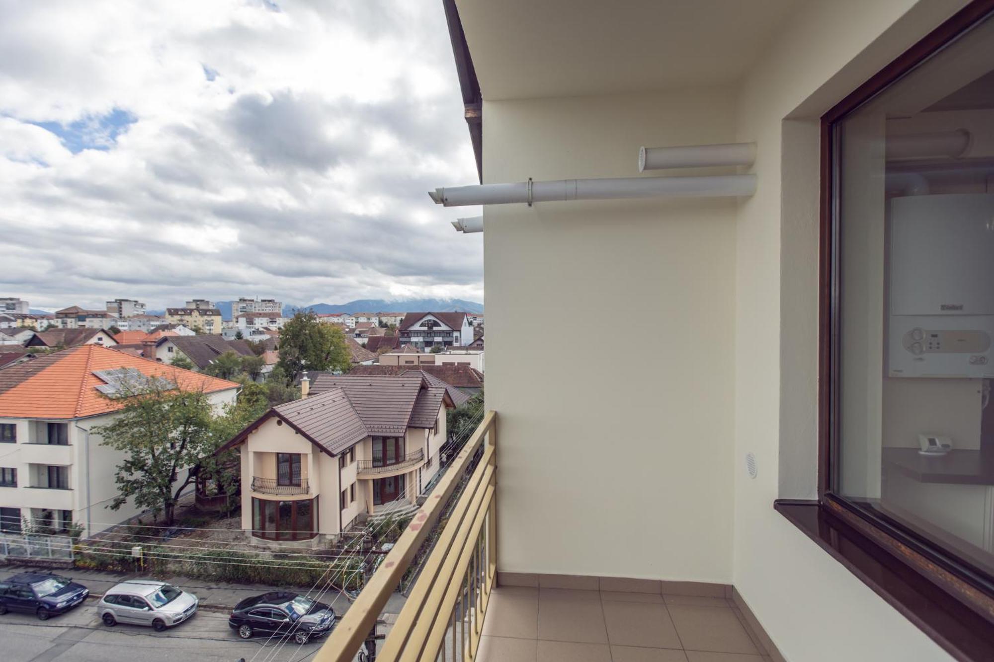 Amber Apartments Sibiu Bagian luar foto