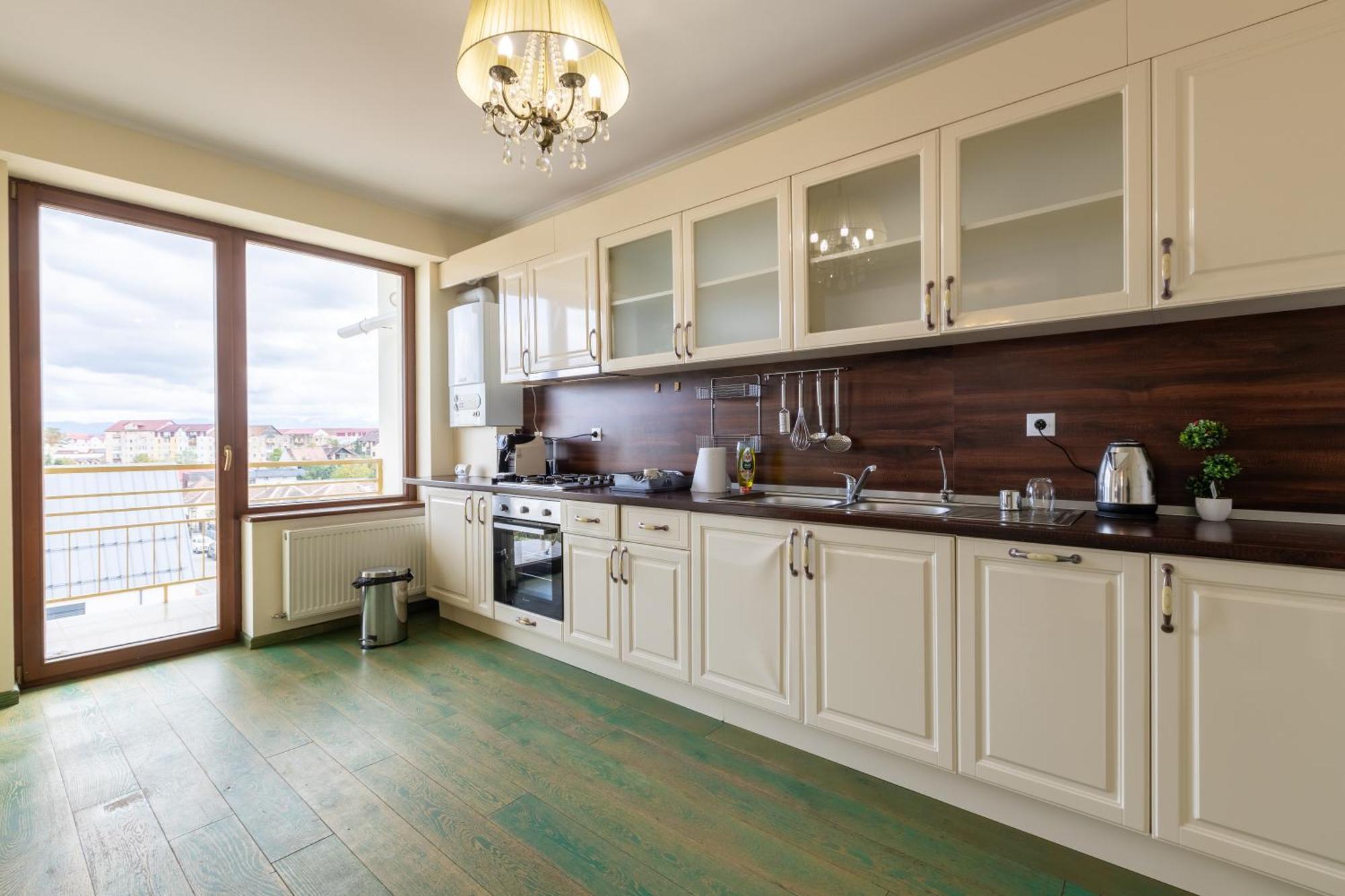Amber Apartments Sibiu Bagian luar foto