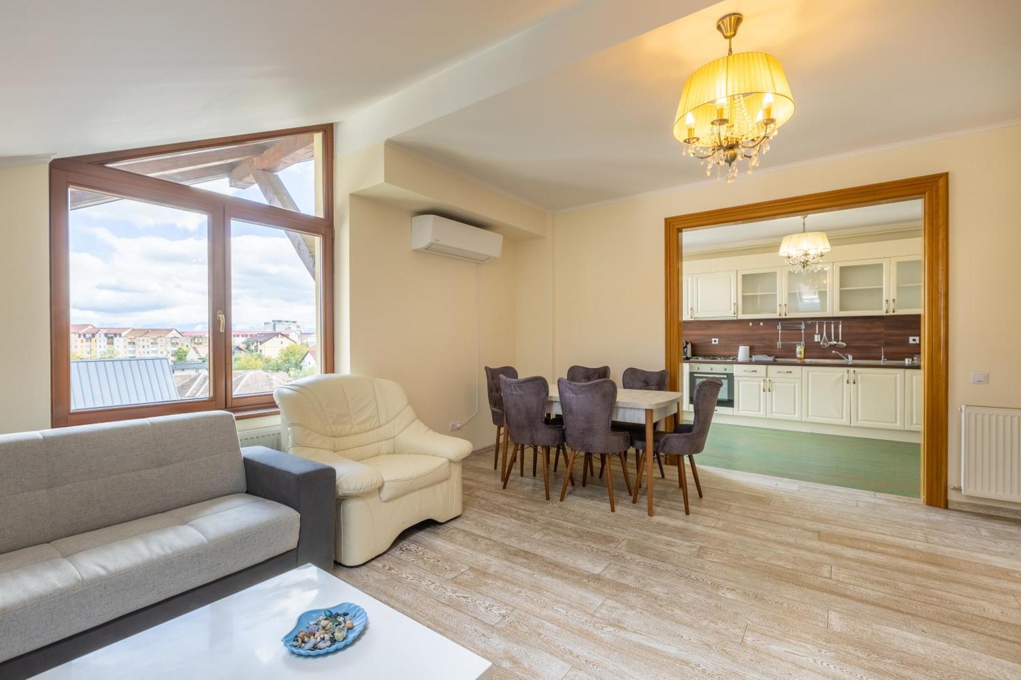 Amber Apartments Sibiu Bagian luar foto